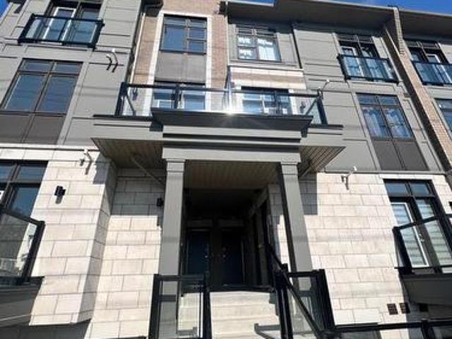 Townhouse for rent in Georgina, Ontario