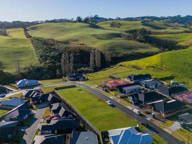 Land for sale in Omokoroa, Bay Of Plenty