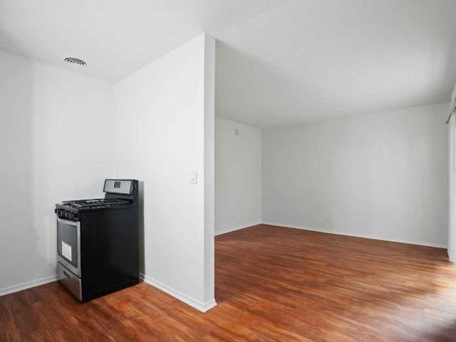 Apartment for rent in Redondo Beach, California