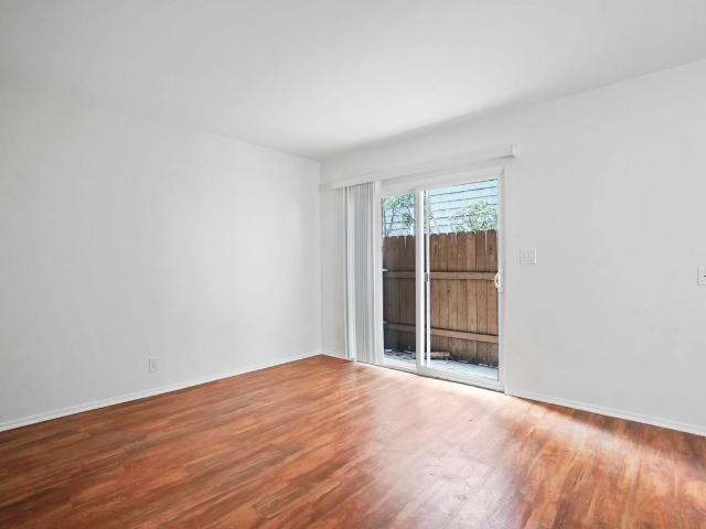Apartment for rent in Redondo Beach
