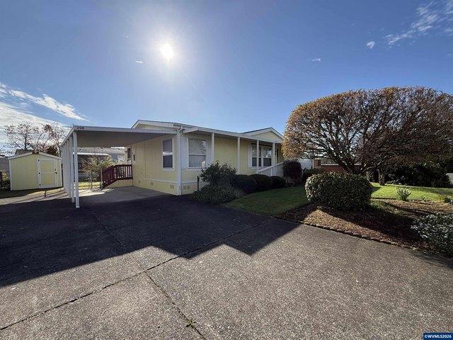 House for sale in Oregonia