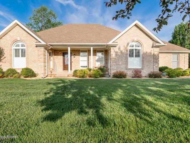 House for sale in Mount Washington, Kentucky