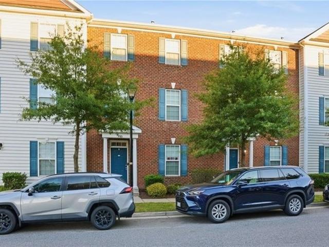 Condo for sale in Virginia