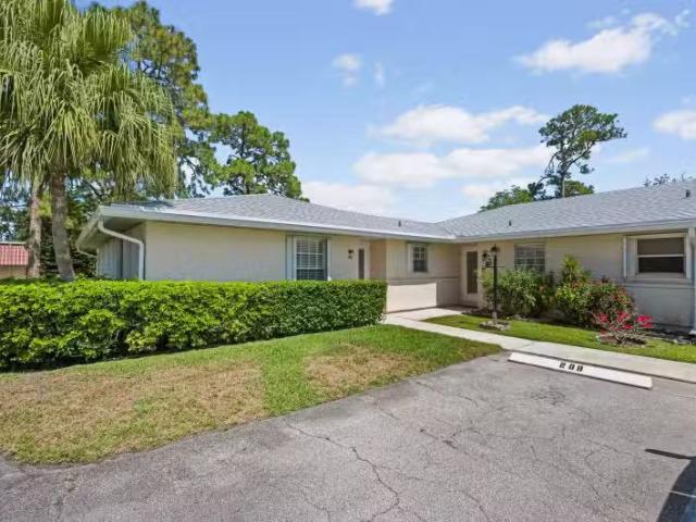 Condo for sale in Lake Worth