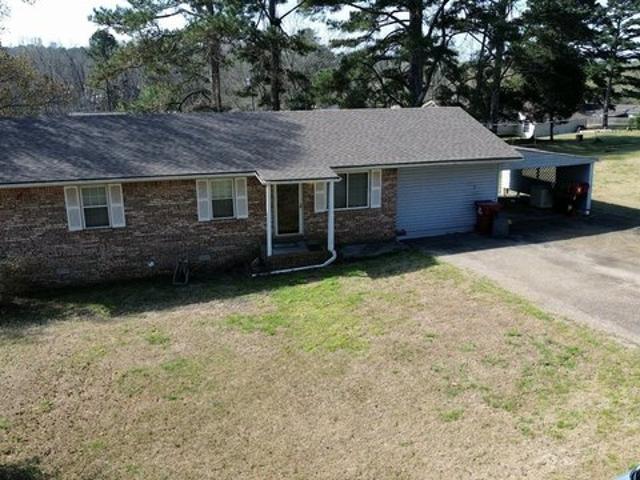House for sale in Hamilton, Alabama