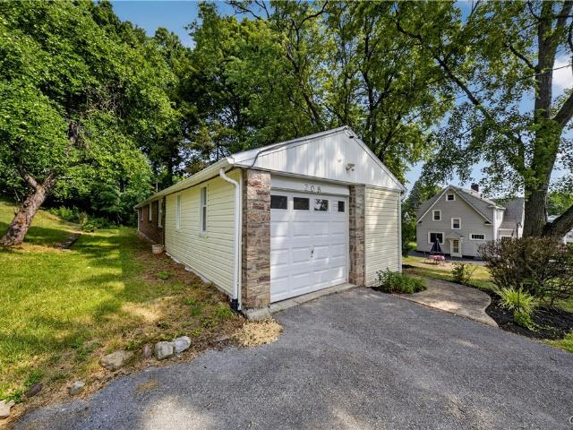 House for sale in Camillus, New York