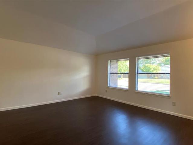 Townhouse for sale in Euless, Texas