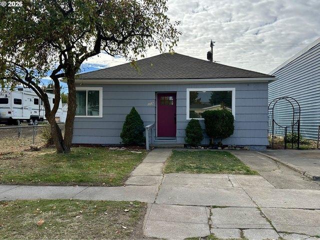 House for sale in Goldendale, Klickitat County