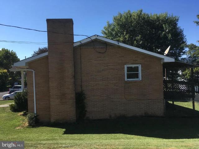 House for sale in Moorefield, Hardy County