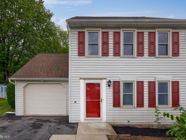 Townhouse for sale in Bausman, Pennsylvania