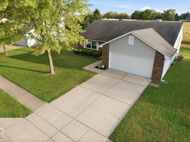 House for sale in Hildebrand Village, Shelbyville