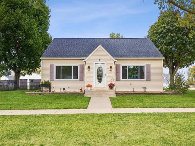 House for sale in Calamus, Clinton County