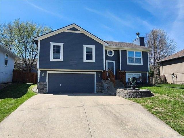 House for sale in Smithville, Missouri