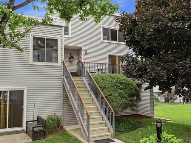 Condo for sale in Bedford, New York