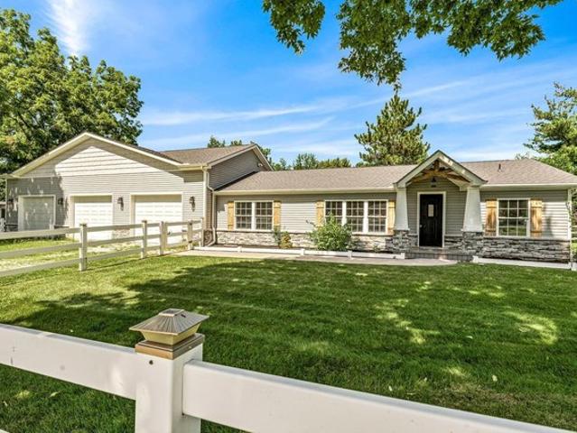 House for sale in Ligonier, Indiana