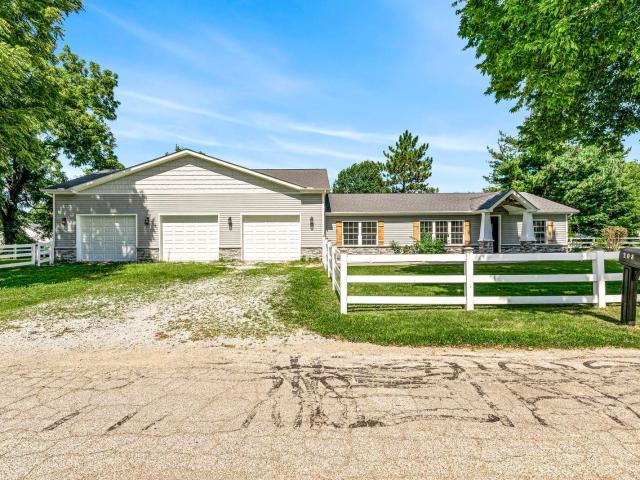 House for sale in Ligonier, Indiana