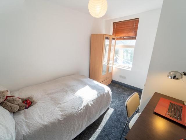 Room for rent in Stirchley, West Midlands