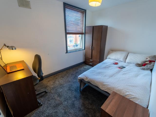 Room for rent in Stirchley, West Midlands