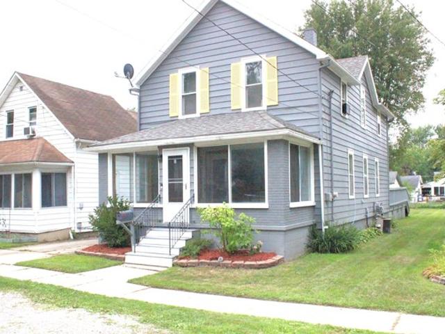 House for sale in Saint Charles, Michigan