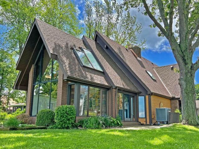 House for sale in Kelleys Island
