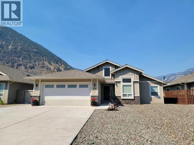 House for sale in Keremeos, British Columbia