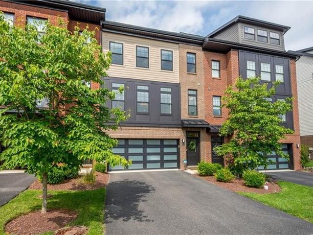 Townhouse for sale in Venetia, Pennsylvania