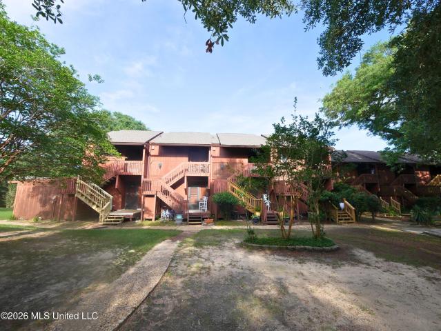 Condo for sale in Diamondhead, Mississippi