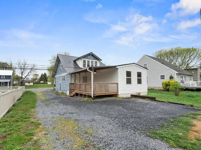 House for sale in Broadway, Virginia
