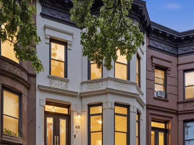 House for sale in Arverne, New York