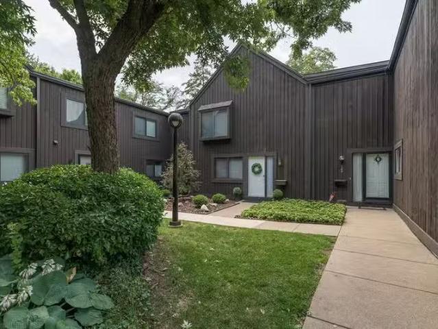 Condo for sale in Kalamazoo