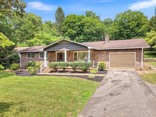 House for sale in Franklin, North Carolina