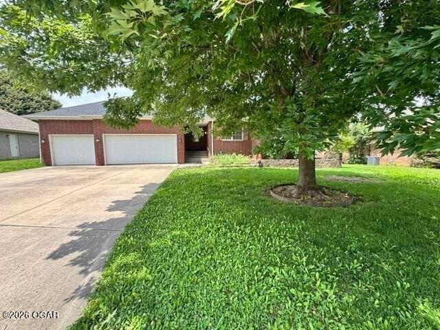 House for sale in Barry, Missouri