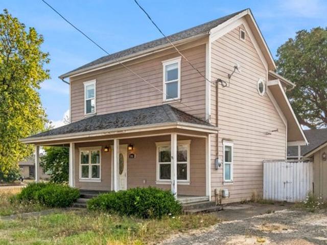 House for sale in Oregonia