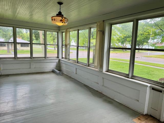 House for sale in Olivia, Minnesota