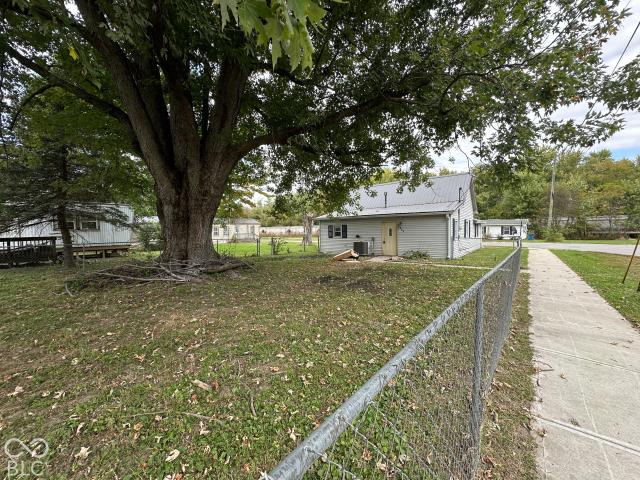 House for sale in Roachdale, Putnam County
