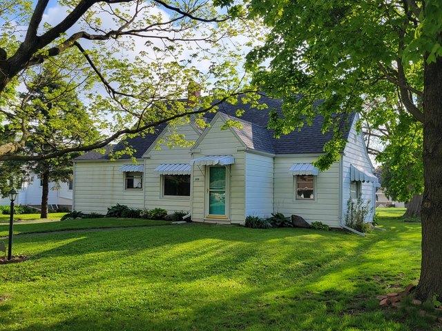 House for sale in Marshall, Illinois