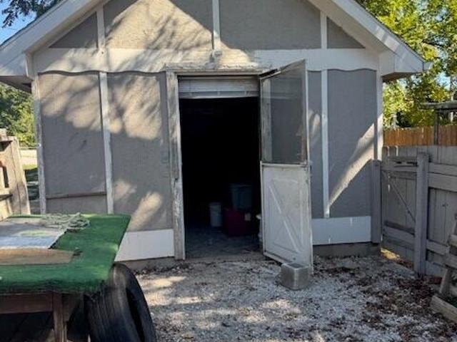 House for sale in Pierce City, Lawrence County