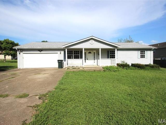 House for sale in Pilot Knob, Missouri