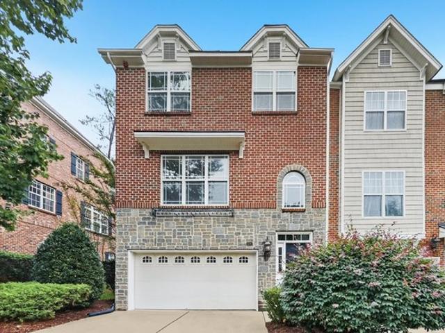 Townhouse for sale in Chapel Hill, North Carolina