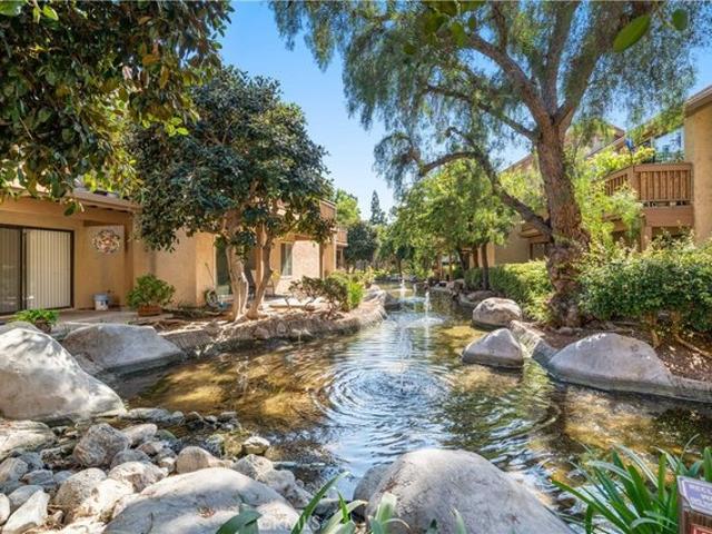 Condo for sale in Oak Creek, Irvine