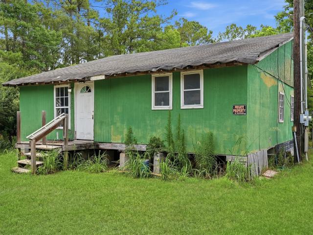House for sale in Bonneau, South Carolina