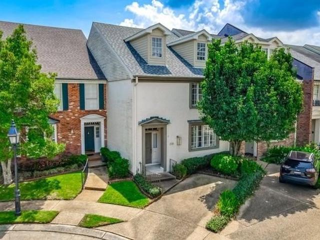 Townhouse for sale in Oak Ridge Park, Metairie