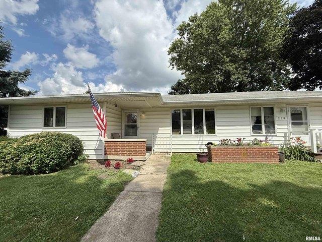House for sale in Fulton, Illinois