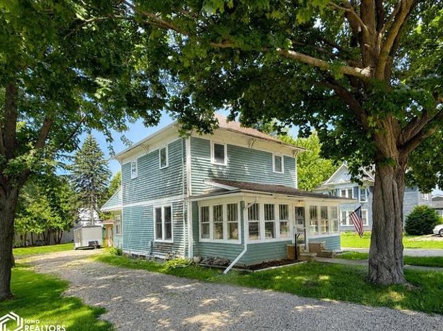 House for sale in Lake Mills, Iowa