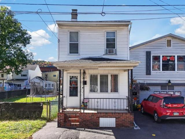 House for sale in Woodland Terrace, St. Clair