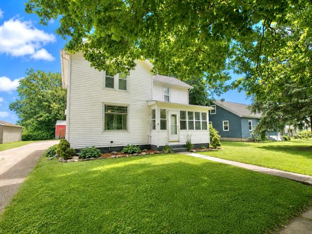 House for sale in Franklin Grove, Illinois