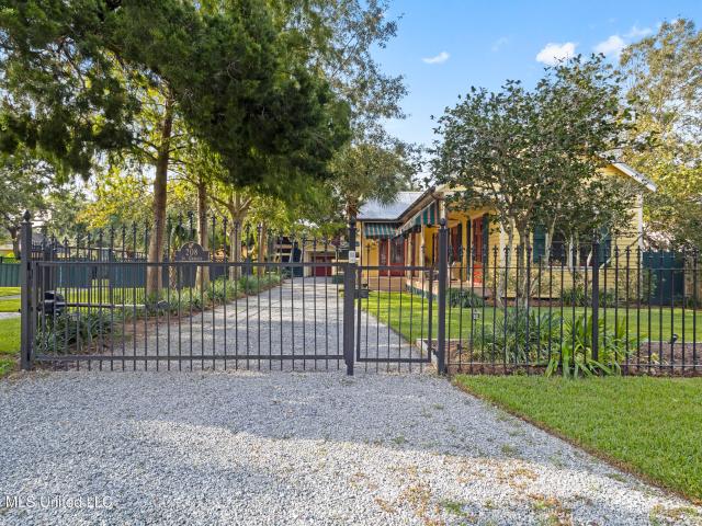 House for sale in Bay Saint Louis, Mississippi