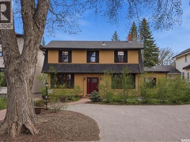 House for sale in Saskatoon, Saskatchewan
