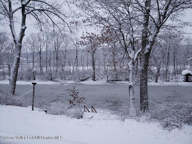 House for sale in Lake Katrine, New York