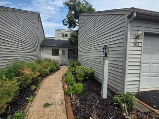 Townhouse for sale in Virginia